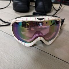 SHRED SMARTY ゴーグル ピンクレンズ　三回使用のみ中古 適切な価格 SMARTY SHRED ゴーグル スキー 三回使用のみ中古