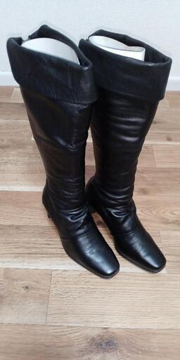 ロングブーツ　23.5cm