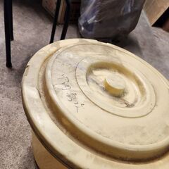 蓋つき容器の画像