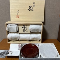 取引決定【未使用】蓋付湯呑みと茶托の画像