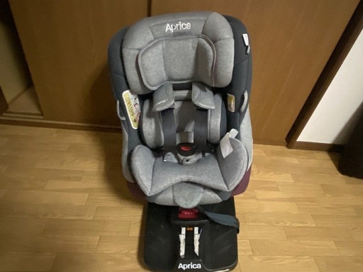 最終値下げ　isofix対応　アップリカ　チャイルドシート