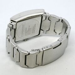 動作品 CITIZEN INDEPENDENT クオーツ式腕時計 1513-003367-01 スクエア 3針 デイト 24年10月電池交換 化粧箱・アジャスター付 札幌市 清田区 平岡の画像