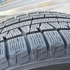 ヨコハマ iceGUARD アイスガード ig50 Plus 215/60R16 2019年製 16インチ スタッドレスタイヤ 4本セット 8分山 T-1478 リサイクルショップ札幌 買取本舗の画像