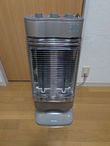 セラムヒート　遠赤外線暖房機　CER11NS　ストーブ　ヒーター