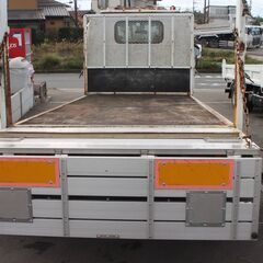 エルフ　２トン　平ボディー　アルミブロック　241110の画像