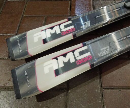 FISCHER AMC 300 165cm ＋ V9 ビンディング ☆送料込み FISCHER 165cm カービングスキー AMC300 vision V9 ビンディング