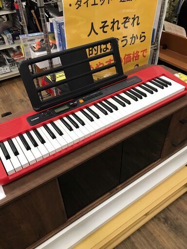 キーボード　カシオ　赤　【ジャングルジャングルイズミヤ広陵店】
