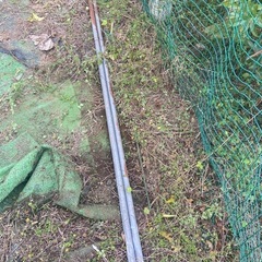 パイプ椅子赤黒4点の画像