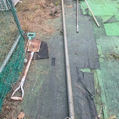 パイプ椅子赤黒4点の画像