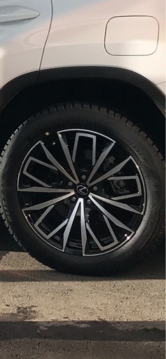 ［写真追加］
235/55/20スタッドレスセット