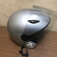 ヘルメットの画像