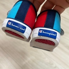チャンピオン　スニーカー
の画像