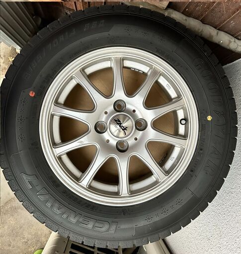 185/70r14　スタッドレスタイヤホイール4本セット　袋ナット無し