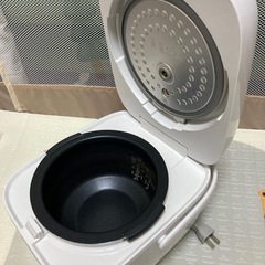 炊飯器、ゴミ箱のセットで無償提供（決まりましたの画像