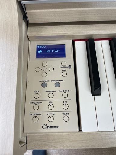珍しい木白色 2019年製　ヤマハ電子ピアノ クラビノーバ　CLP-645WA木製鍵盤中古美品です　専門椅子付き