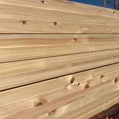 【特価品】ヒノキ 4000×45×90(mm) バラ売り！デッキ、下地、DIYなどに。在庫71本ありますので複数の方へ販売できます。の画像