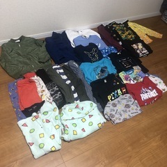 【お話中】120cm男の子向け服31枚まとめ売り☆キャラT多め♪...