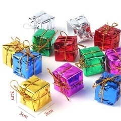 クリスマス　オーナメント　プレゼントの画像