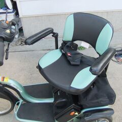 シニアカー、セニアカー、　フランスベッド　スマートパル　S637　バッテリー新品に交換の画像