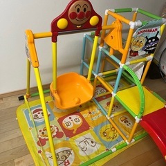 アンパンマン
遊具【ジャングルジム・滑り台・ブランコ】の画像