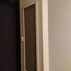 玄関折りたたみ網戸の画像