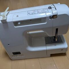 ジャガー 電子ミシン カバー付き