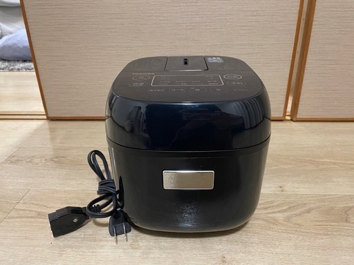 TOSHIBA 炊飯器 3合炊き