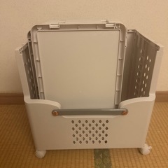 ランドリーラック4段の画像