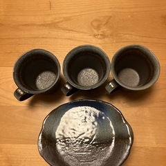 コーヒーカップとお皿の画像
