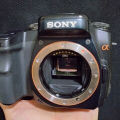 並品　SONY α100 DSLR-A100　➕バッテリー➕充電器