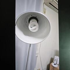 【電球付き】IKEA スタンドライト レールスタの画像