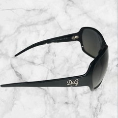 D&G ドルガバ❤サングラス DG 黒　ロゴ　アイウェアの画像