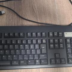 キーボード　Realforce 108UBK

　東プレ　