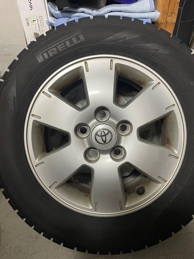 スタッドレスタイヤ