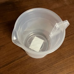 計量カップの画像
