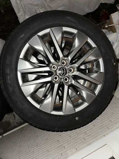 rav4純正新品タイヤ　値下げ