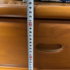 木製のタンスの画像