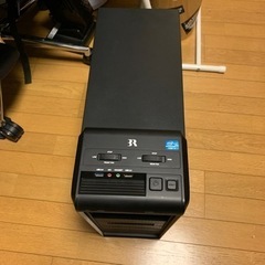 パソコンケースの画像