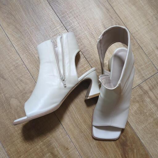 【美品】BEAMS　ブーツサンダル