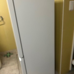 22年製　175L 美品　2ドア　冷蔵庫 HR-D1701Wの画像