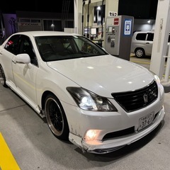 トヨタ　20クラウンロイヤルの画像