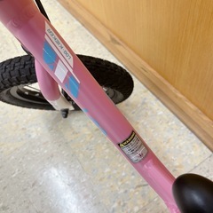 良品　バランスバイク　自転車　キッズ　足漕ぎ　ログキッカー　ピンクの画像