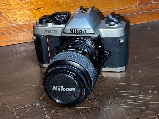 Nikon FM10 純正レンズ付き
