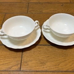 ノリタケのティーカップ（2セット）