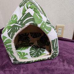 値下げ！猫用ベッド3つ　冬用、夏用　キャット、ドッグ、ペット用品の画像