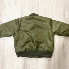 【90㎝】　キッズ　アウター　ジャケット　
BREEZEの画像