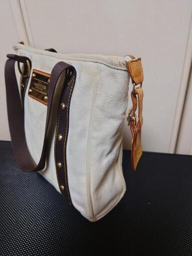 VUITTON バッグ