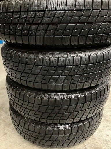155/65−14   スタッドレス　4本