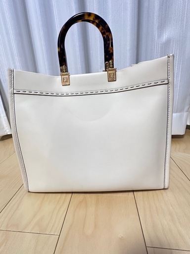 FENDI フェンディ サンシャインミディアムトートバッグ