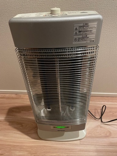 遠赤外線ストーブ　コロナ　DH-1110R